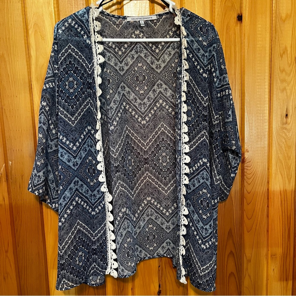 Blue & White Patterned Komono w/ Fringe L